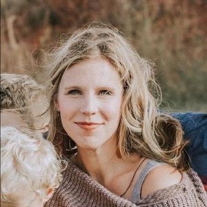 Meet your Posher, Nicole